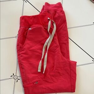 Women’s figs, scrub jogger pants